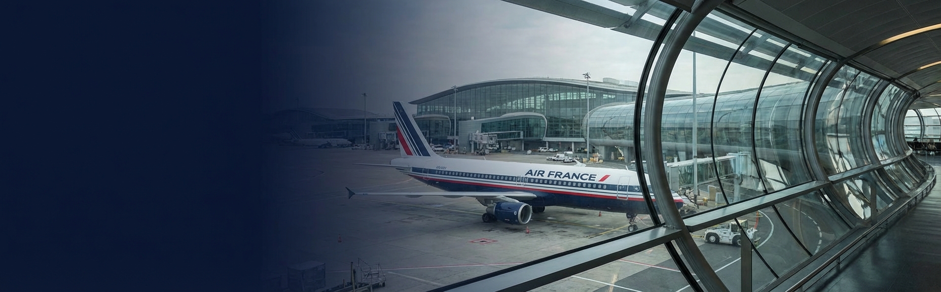Air France aircraft at terminal - baggage compensation guide